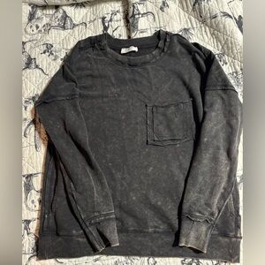 Zenana Outfitters women’s Washed Black Crewneck Sweater